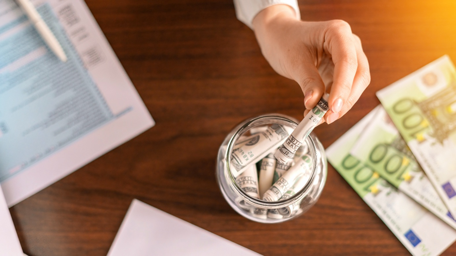 How to Save $10,000 in a Year: A Smart, No-BS Plan for Gen Z & Millennials